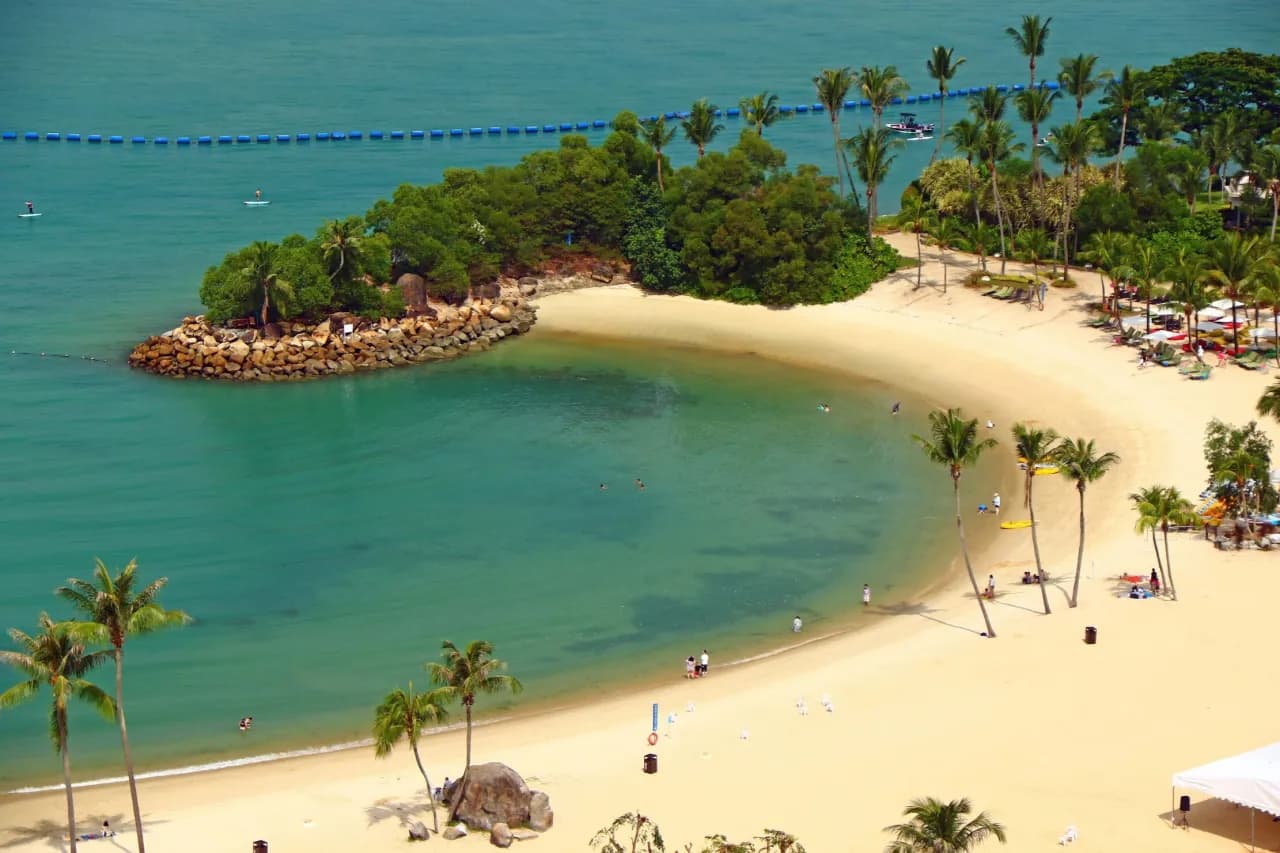 Najlepsze plaże do odwiedzenia i relaksu w Singapurze Najlepsze plaże do odwiedzenia i relaksu w Singapurze