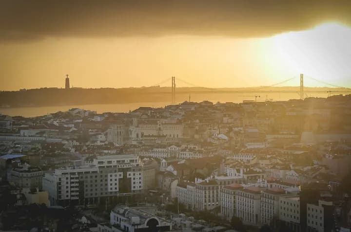 Jak wygląda pogoda w Lisbonie w listopadzie i co można zobaczyć w stolicy Portugalii Jak wygląda pogoda w Lisbonie w listopadzie i co można zobaczyć w stolicy Portugalii