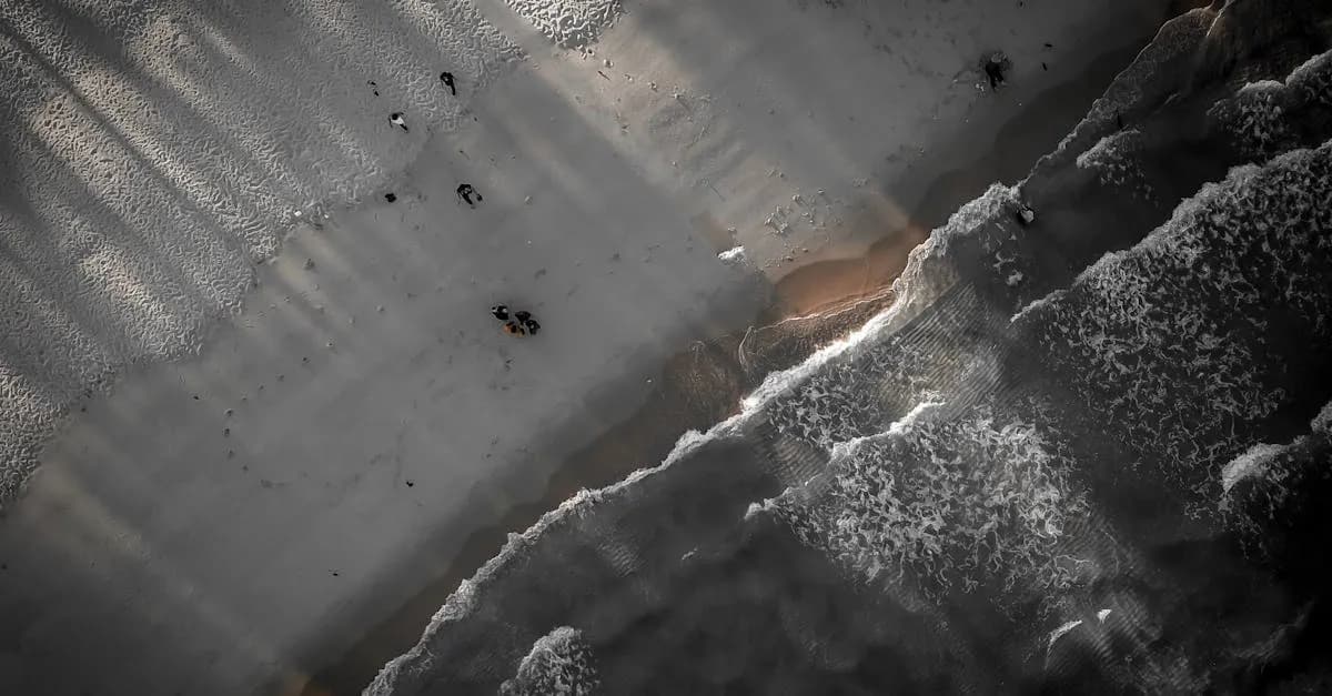 Najpiękniejsze plaże i miejsca do odwiedzenia na wyspie Santorini Najpiękniejsze plaże i miejsca do odwiedzenia na wyspie Santorini